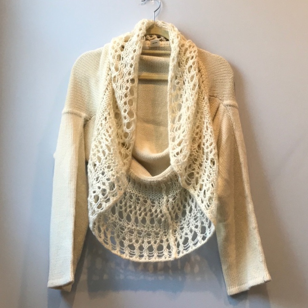 Anthropologie / Sleeping on Snow S/M cream Shrug